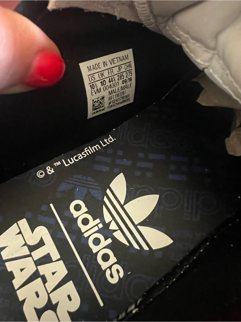Adidas Originals Star Wars Nite Jogger FV8040 Men’s Size 10.5 NEW in box